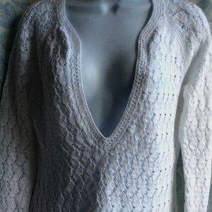 Loft long sleeved sweater size small white